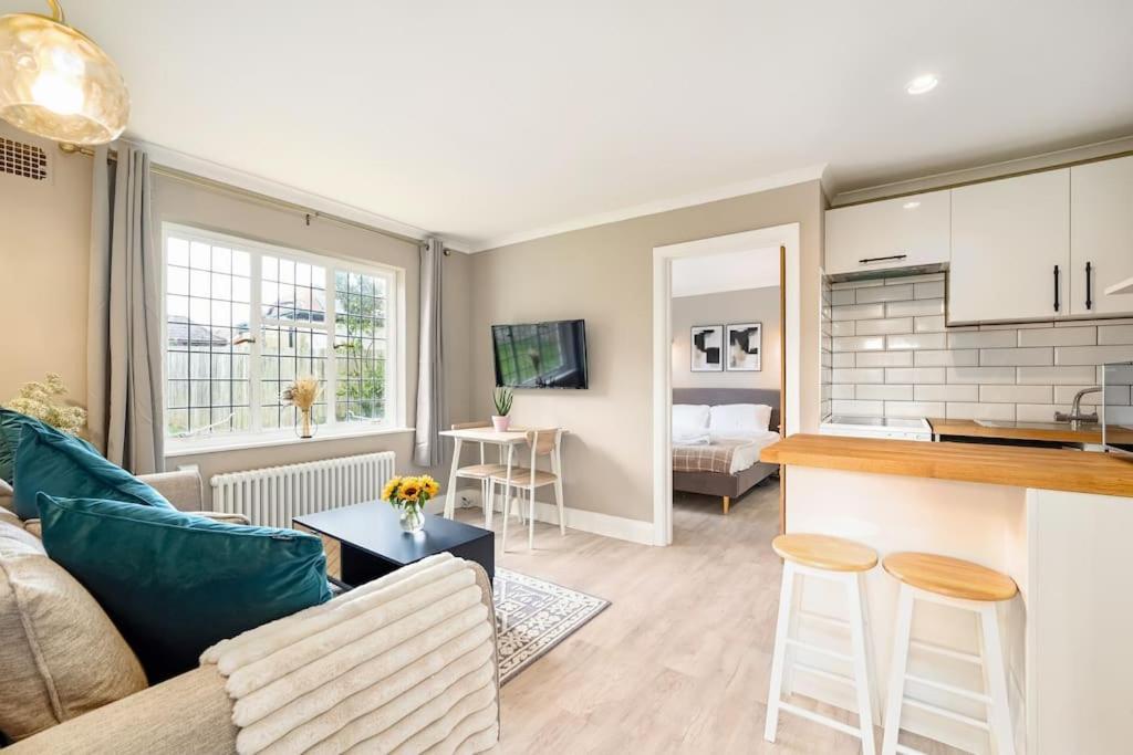 Apartment The Garden Flat At Walnut Tree House