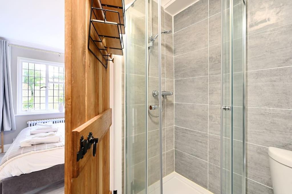 Garden Flat, Walnut Tree House